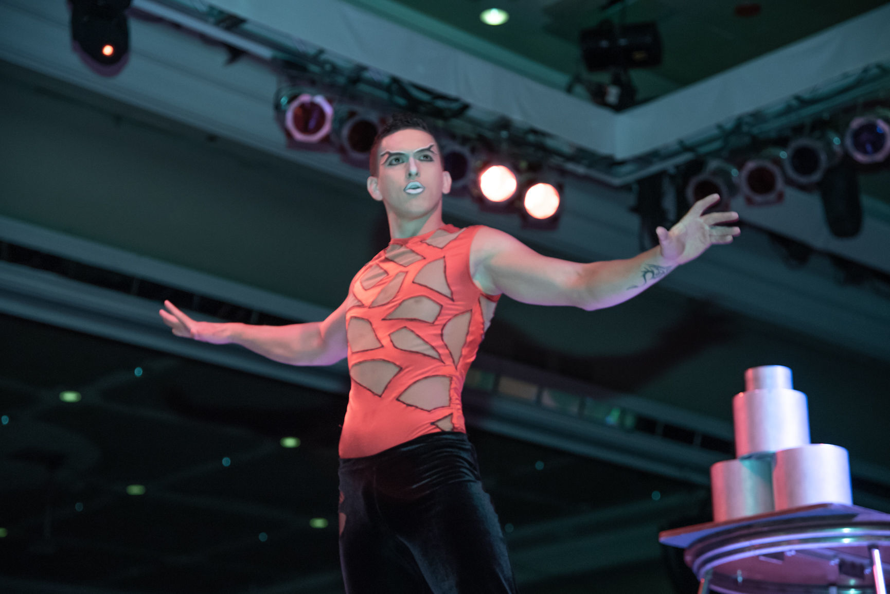 110318_acw_dancinggallery-794.jpg